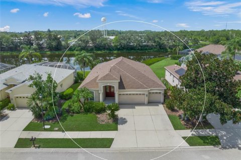 House in Sarasota, Florida 3 bedrooms, 217.02 sq.m. № 1876003 - photo 2