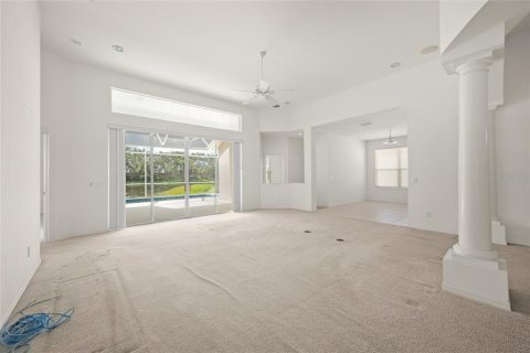 House in Sarasota, Florida 3 bedrooms, 217.02 sq.m. № 1876003 - photo 10
