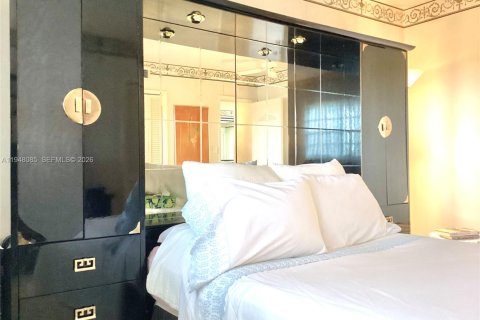 Condo in Pompano Beach, Florida, 2 bedrooms  № 2004558 - photo 21