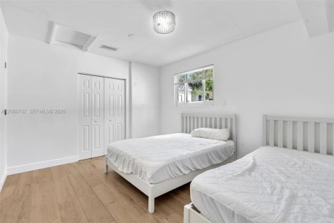 Villa ou maison à vendre à Hollywood, Floride: 4 chambres, 151.9 m2 № 2338432 - photo 26