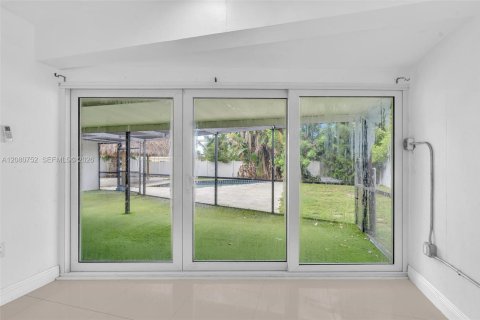 Villa ou maison à vendre à Hollywood, Floride: 4 chambres, 151.9 m2 № 2338432 - photo 23