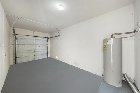 Villa ou maison à vendre à Homestead, Floride: 3 chambres, 159.98 m2 № 1944026 - photo 25