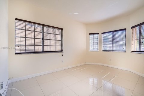 Casa en venta en Homestead, Florida, 3 dormitorios, 159.98 m2 № 1944026 - foto 20