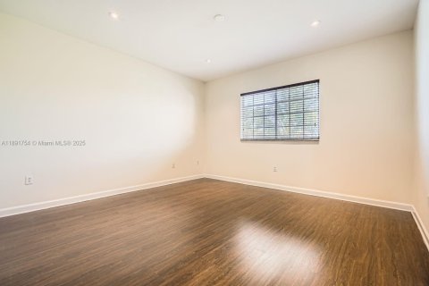 Casa en venta en Homestead, Florida, 3 dormitorios, 159.98 m2 № 1944026 - foto 16