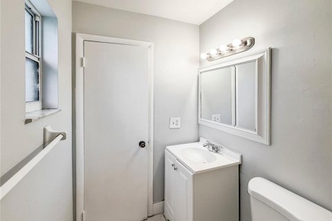 Villa ou maison à louer à Orlando, Floride: 4 chambres, 125.98 m2 № 2419924 - photo 17