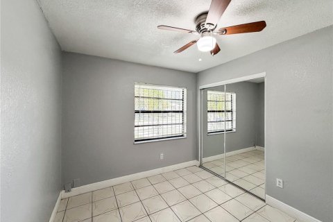 Villa ou maison à louer à Orlando, Floride: 4 chambres, 125.98 m2 № 2419924 - photo 13