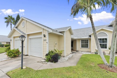 Townhouse in Vero Beach, Florida 2 bedrooms, 104.61 sq.m. № 2315719