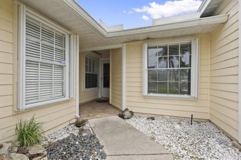 Townhouse in Vero Beach, Florida 2 bedrooms, 104.61 sq.m. № 2315719 - photo 3