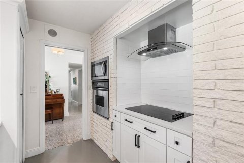 Villa ou maison à vendre à Lakeland, Floride: 3 chambres, 162.02 m2 № 2322661 - photo 15