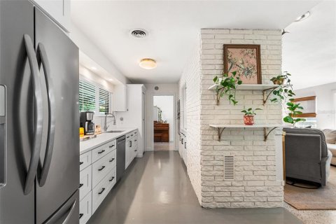 Villa ou maison à vendre à Lakeland, Floride: 3 chambres, 162.02 m2 № 2322661 - photo 13
