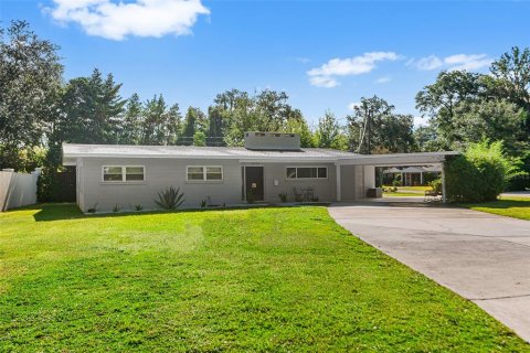House in Lakeland, Florida 3 bedrooms, 162.02 sq.m. № 2322661