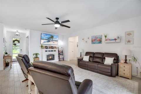Casa en venta en North Port, Florida, 3 dormitorios, 185.06 m2 № 2312783 - foto 7