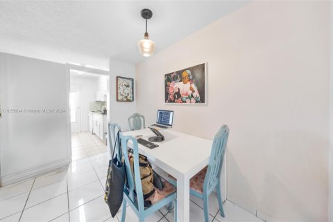 Купить кондоминиум в Майами-Бич, Флорида 1 спальня, 83.61м2, № 2018596 - фото 10