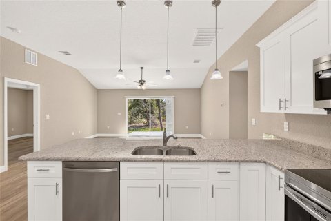 Villa ou maison à vendre à Citrus Springs, Floride: 3 chambres, 169.64 m2 № 2389090 - photo 28