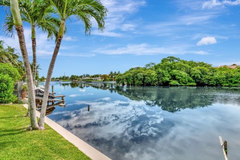 Villa ou maison à louer à Boynton Beach, Floride: 3 chambres, 126.9 m2 № 1229163 - photo 1