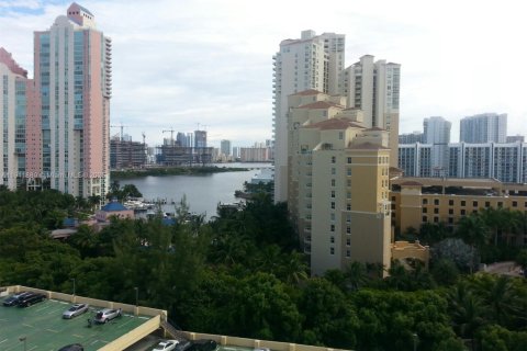 Condominio en alquiler en Aventura, Florida, 2 dormitorios, 105.63 m2 № 2013428 - foto 23
