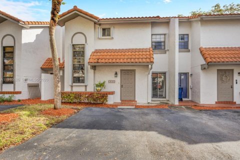 Townhouse in Miami, Florida 2 bedrooms, 131.92 sq.m. № 2003367