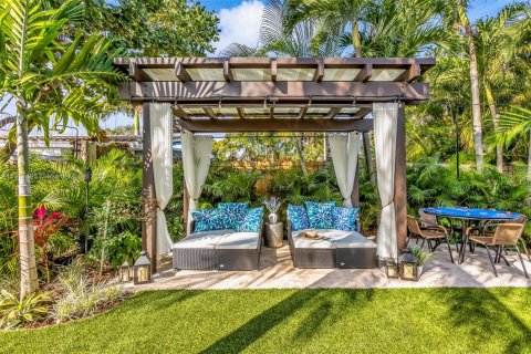 House in Fort Lauderdale, Florida 3 bedrooms, 191.94 sq.m. № 2013494 - photo 26