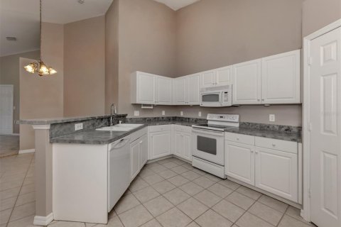House in North Port, Florida 3 bedrooms, 138.24 sq.m. № 1778800 - photo 15