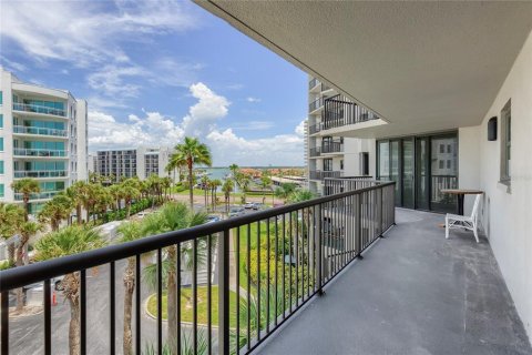 Condominio en venta en Clearwater, Florida, 2 dormitorios, 170.94 m2 № 2258283 - foto 19