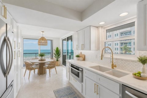 Condominio en venta en Clearwater, Florida, 2 dormitorios, 170.94 m2 № 2258283 - foto 14