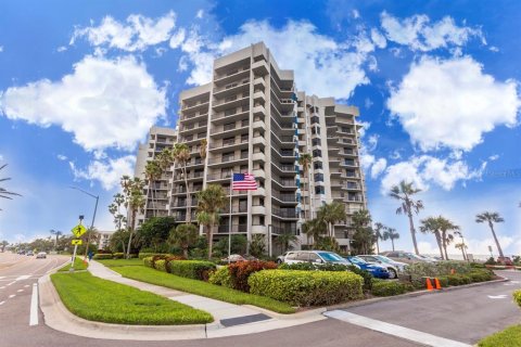 Condominio en venta en Clearwater, Florida, 2 dormitorios, 170.94 m2 № 2258283 - foto 2