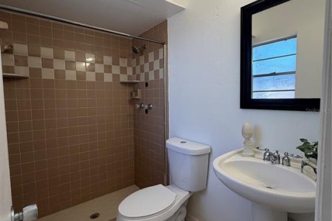 Villa ou maison à louer à Palmetto, Floride: 3 chambres, 96.06 m2 № 2393557 - photo 17