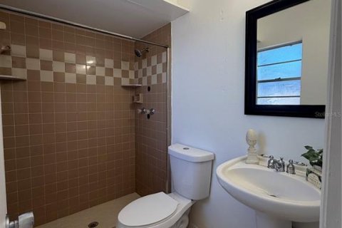 Villa ou maison à louer à Palmetto, Floride: 3 chambres, 96.06 m2 № 2393557 - photo 10