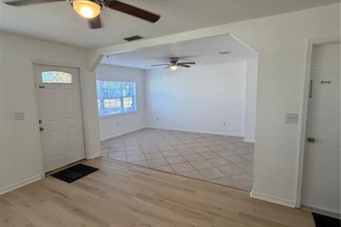 Villa ou maison à louer à Palmetto, Floride: 3 chambres, 96.06 m2 № 2393557 - photo 6