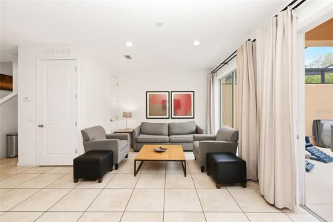 Touwnhouse à vendre à Kissimmee, Floride: 2 chambres, 125.42 m2 № 2102526 - photo 11