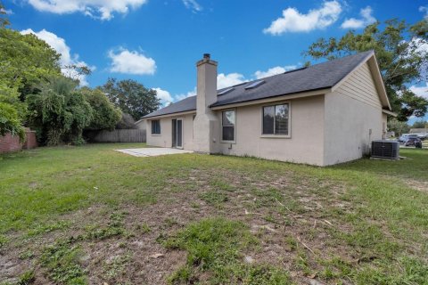 Villa ou maison à louer à Oviedo, Floride: 3 chambres, 139.35 m2 № 2403457 - photo 12