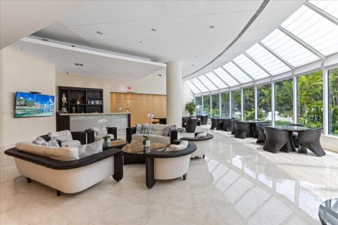 Copropriété à vendre à Miami, Floride: 2 chambres, 112.41 m2 № 1973976 - photo 25