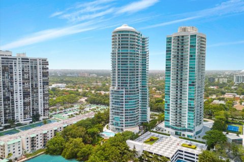 Copropriété à vendre à Miami, Floride: 2 chambres, 112.41 m2 № 1973976 - photo 30