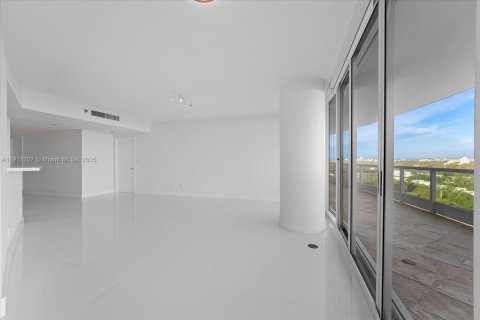 Copropriété à vendre à Miami, Floride: 2 chambres, 112.41 m2 № 1973976 - photo 10