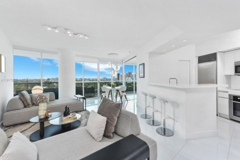 Copropriété à vendre à Miami, Floride: 2 chambres, 112.41 m2 № 1973976 - photo 2