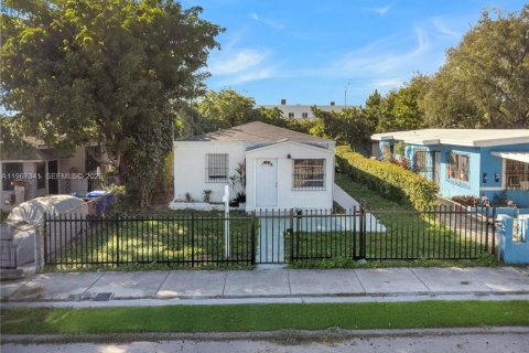 Apartment in Miami, Florida 1 bedroom, 139.35 sq.m. № 2086764