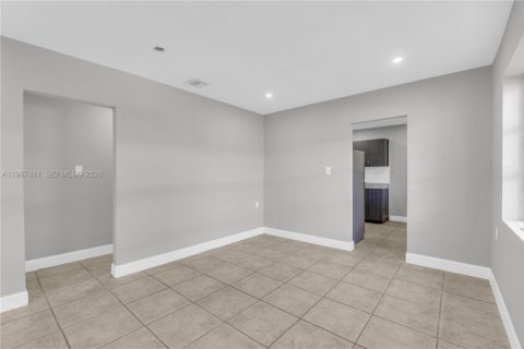 Apartment in Miami, Florida 1 bedroom, 139.35 sq.m. № 2086764 - photo 19