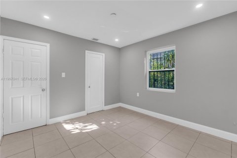 Apartment in Miami, Florida 1 bedroom, 139.35 sq.m. № 2086764 - photo 23