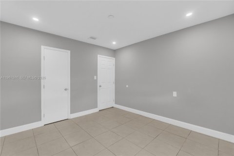 Apartment in Miami, Florida 1 bedroom, 139.35 sq.m. № 2086764 - photo 24