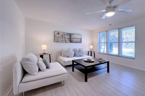 House in Nokomis, Florida 2 bedrooms, 90.3 sq.m. № 1724371 - photo 9