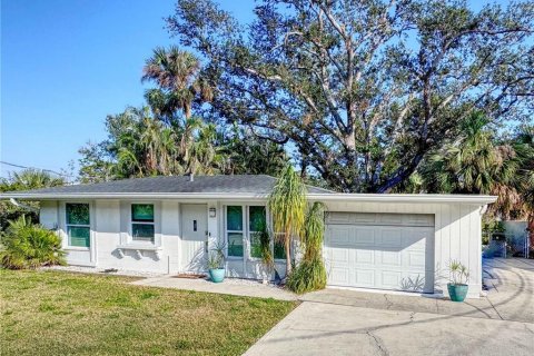House in Nokomis, Florida 2 bedrooms, 90.3 sq.m. № 1724371 - photo 2
