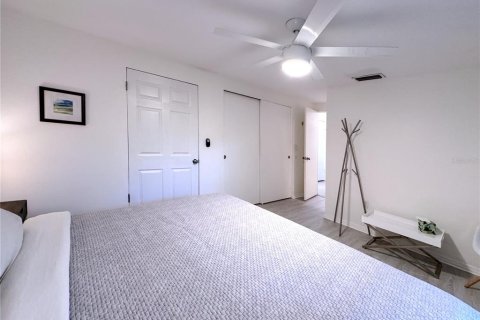 House in Nokomis, Florida 2 bedrooms, 90.3 sq.m. № 1724371 - photo 16