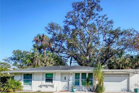 House in Nokomis, Florida 2 bedrooms, 90.3 sq.m. № 1724371 - photo 4