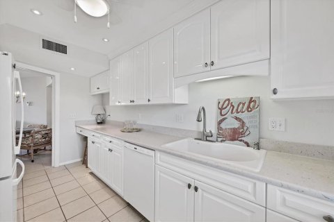 Copropriété à vendre à Longboat Key, Floride: 2 chambres, 129.41 m2 № 2097885 - photo 15