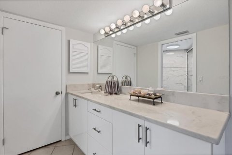 Copropriété à vendre à Longboat Key, Floride: 2 chambres, 129.41 m2 № 2097885 - photo 30