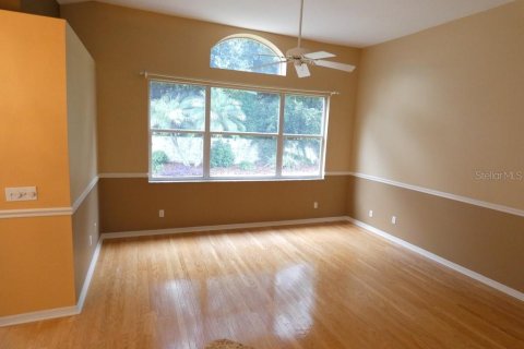 House in Wesley Chapel, Florida 3 bedrooms, 154.03 sq.m. № 2226105 - photo 10