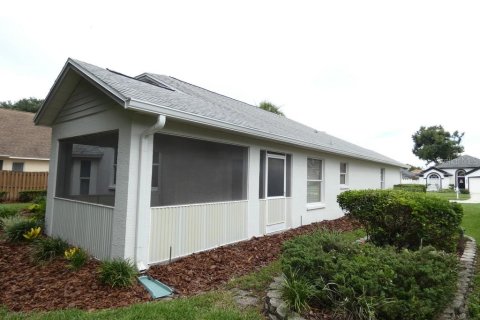 House in Wesley Chapel, Florida 3 bedrooms, 154.03 sq.m. № 2226105 - photo 6