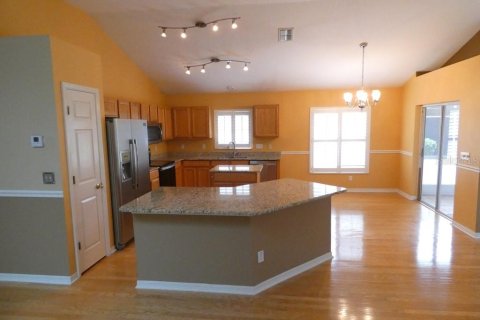 House in Wesley Chapel, Florida 3 bedrooms, 154.03 sq.m. № 2226105 - photo 12