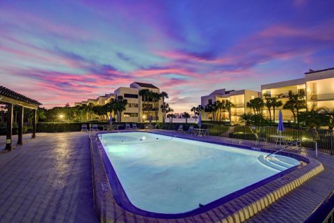 Copropriété à vendre à Belleair, Floride: 2 chambres, 137.96 m2 № 1346996 - photo 4