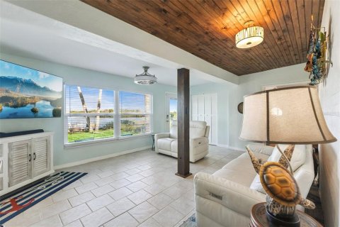 Villa ou maison à vendre à Port Orange, Floride: 2 chambres, 124.49 m2 № 2425675 - photo 6
